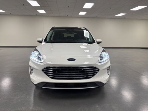 Used 2022 Ford Escape Titanium w/ Titanium Elite Package image 2