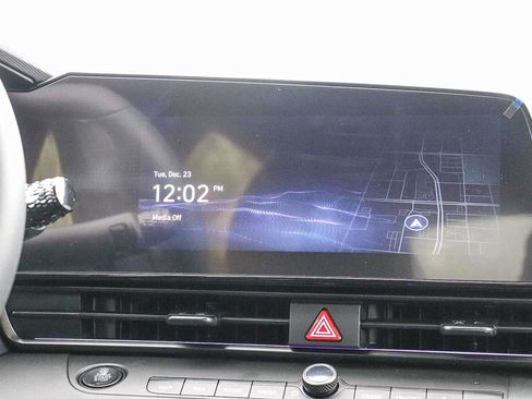 New 2026 Hyundai Elantra SEL FWD image 20