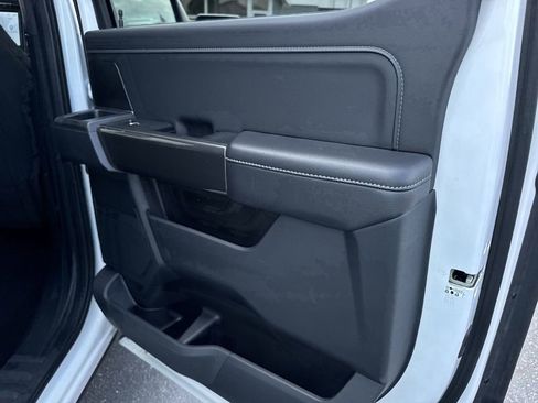 Certified 2022 Ford F150 XLT w/ Equipment Group 302A High image 15