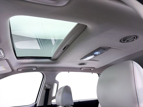 Used 2020 Kia Telluride EX FWD image 3