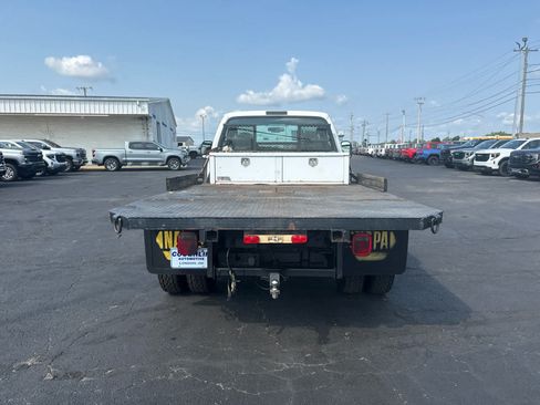 Used 2004 Ford F350 XL AWD/4WD image 4