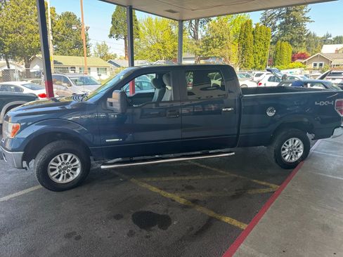 Used 2013 Ford F150 XLT w/ Mid Equipment Group image 4