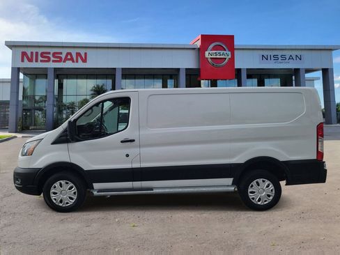 Used 2024 Ford Transit 250 Low Roof w/ Exterior Upgrade Package RWD image 7
