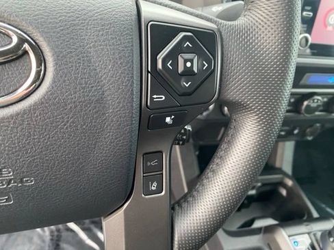 Used 2023 Toyota Tacoma TRD Off-Road AWD/4WD image 18