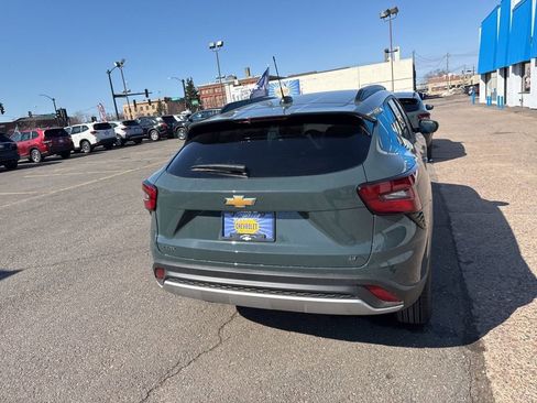 New 2026 Chevrolet Trax LT image 9