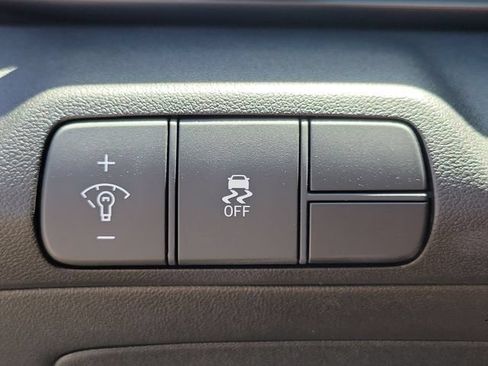 New 2026 Hyundai Elantra Sport FWD image 18