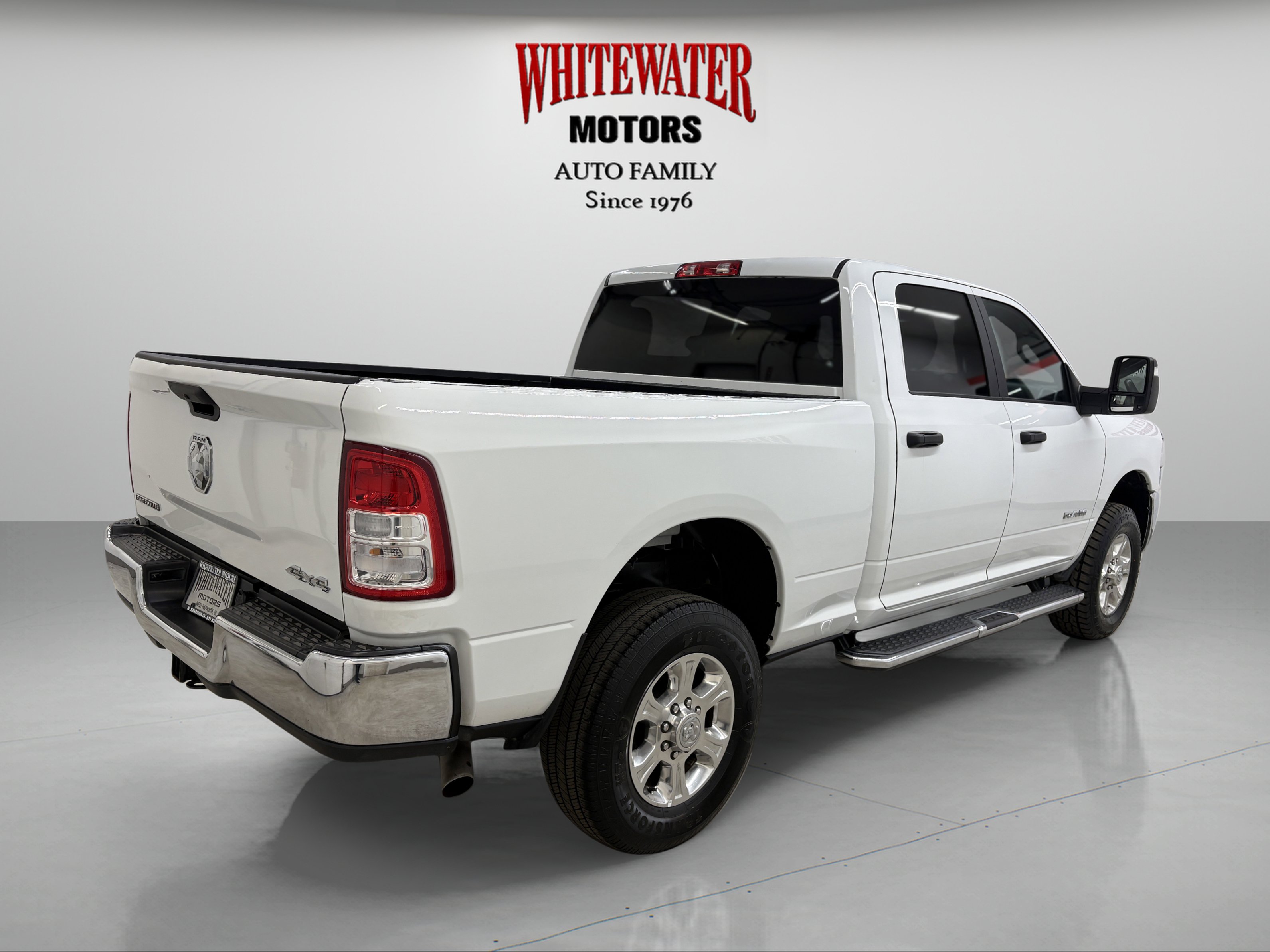 Used 2024 RAM 2500 Big Horn AWD/4WD image 4