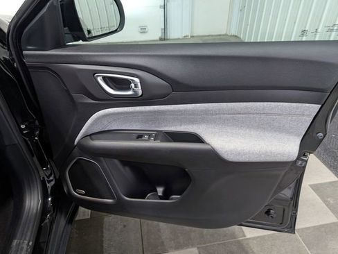 Used 2022 Jeep Compass Latitude w/ Sun and Sound Group image 29