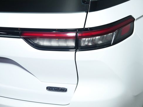 Used 2022 Jeep Grand Cherokee Overland image 17