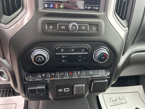 Used 2025 Chevrolet Silverado 2500 Custom w/ Custom Value Package image 24