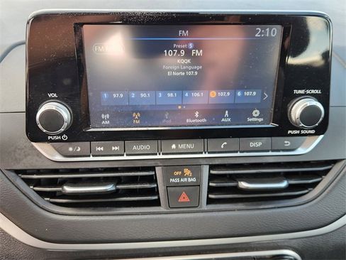 Used 2024 Nissan Altima 2.5 S image 16