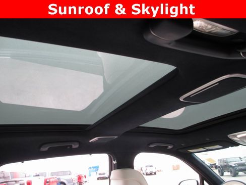 Used 2025 Genesis GV80 3.5T Prestige image 15