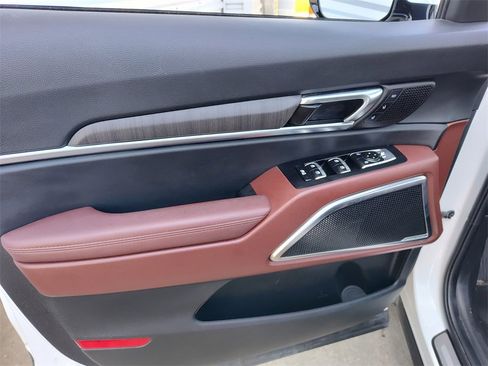 Used 2024 Kia Telluride SX image 22