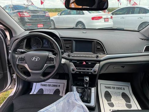 Used 2017 Hyundai Elantra Value Edition w/ Cargo Package FWD image 15