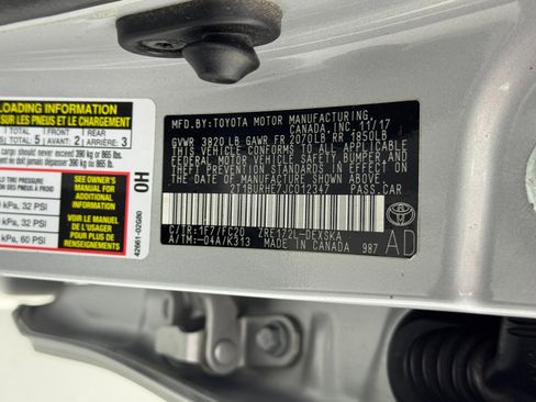 Used 2018 Toyota Corolla SE image 38