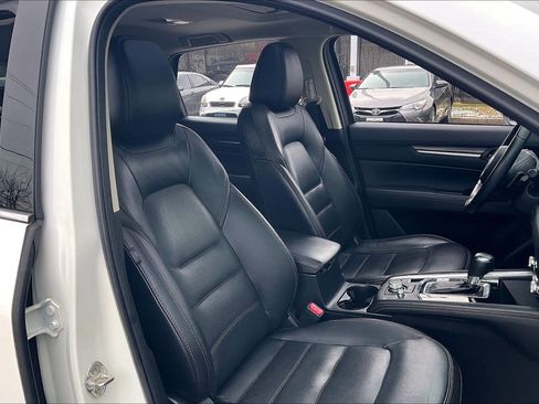 Used 2022 MAZDA CX-5 AWD 2.5 S w/ Premium Package image 9