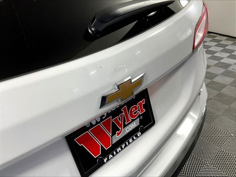 Used 2019 Chevrolet Equinox LT FWD image 24