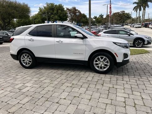 Used 2023 Chevrolet Equinox LT FWD image 15