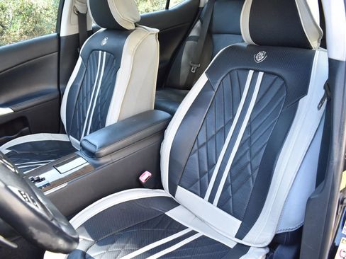 Used 2012 Lexus IS 250 w/ Premium Pkg Value Edition RWD image 8