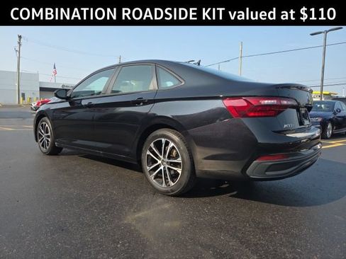 Certified 2023 Volkswagen Jetta Sport FWD image 6