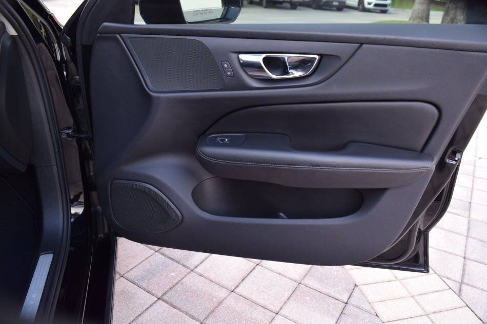 Used 2019 Volvo S60 T5 Momentum w/ Premium Package FWD image 72