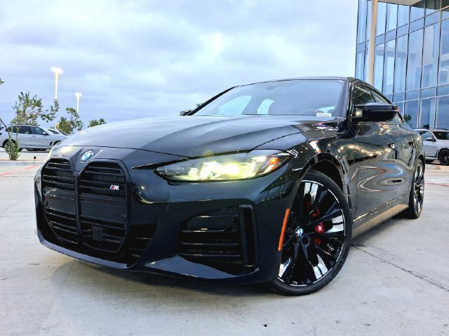 New 2026 BMW M440i w/ Premium Package RWD image 2