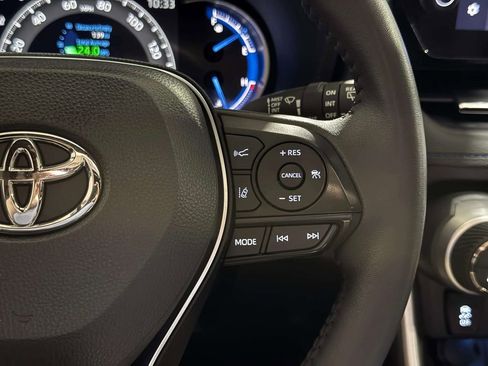 Used 2024 Toyota RAV4 XSE AWD/4WD image 10