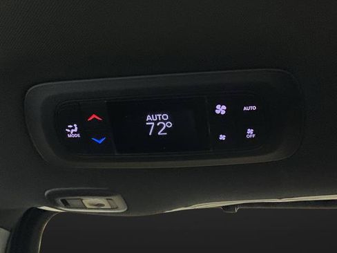New 2026 Chrysler Pacifica Limited w/ S Appearance Package AWD/4WD image 36