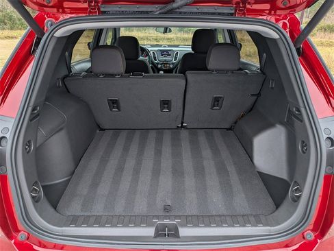 Used 2024 Chevrolet Equinox LT image 13