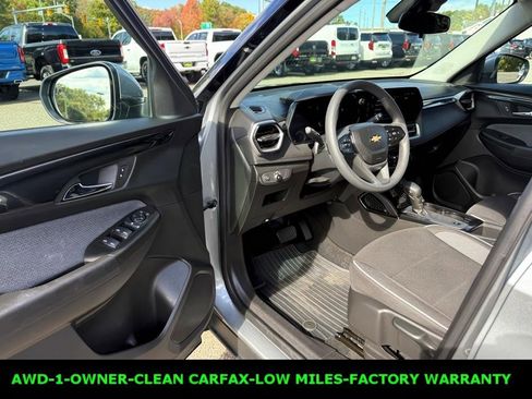 Certified 2025 Chevrolet TrailBlazer LT w/ Driver Confidence Package image 15