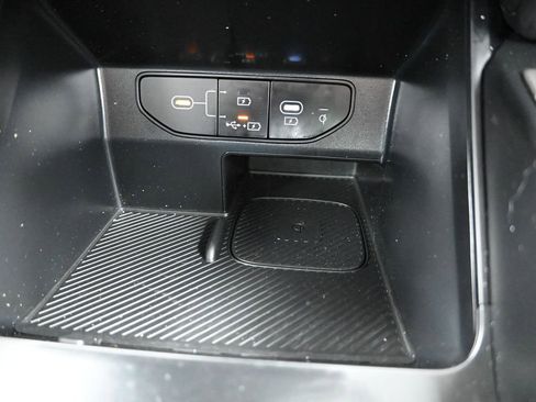 Certified 2025 Kia Sorento X-Line EX AWD/4WD image 22
