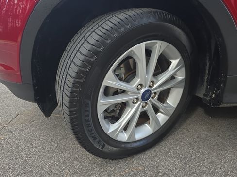 Used 2018 Ford Escape SEL image 35