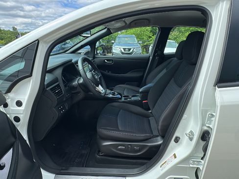 Used 2023 Nissan Leaf SV Plus FWD image 13