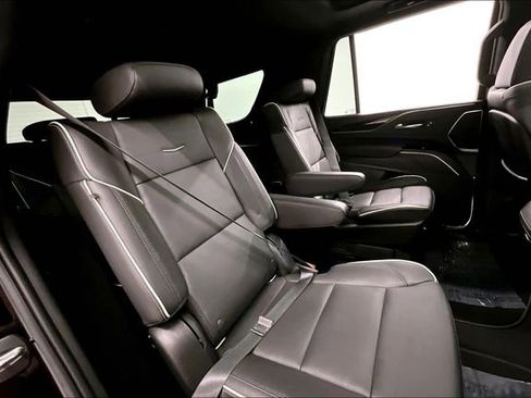Used 2021 Cadillac Escalade Sport w/ Driver Assist Tech Package AWD/4WD image 26
