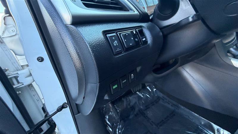 Used 2017 Nissan Sentra SV FWD image 26