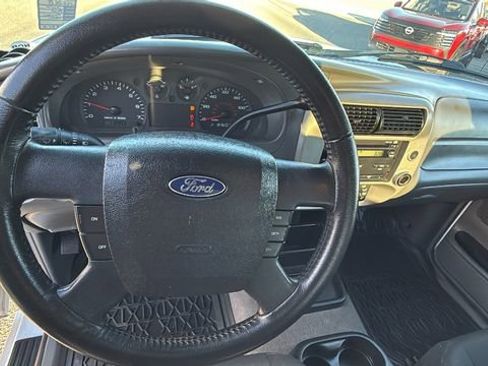 Used 2010 Ford Ranger XLT image 17