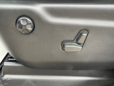 Used 2022 Dodge Durango GT image 32