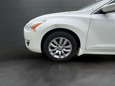 Used 2015 Nissan Altima 2.5 S w/ Power Driver Seat Package FWD image 30