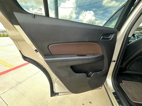 Used 2014 Chevrolet Equinox LTZ FWD image 38
