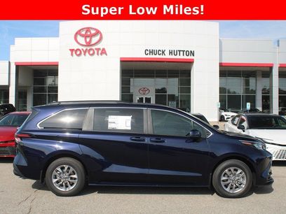 Used 2025 Toyota Sienna LE