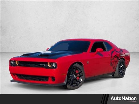 Used 2023 Dodge Challenger SRT Hellcat image 1