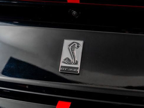 Used 2018 Ford Mustang Shelby GT350 w/ Electronics Package image 41