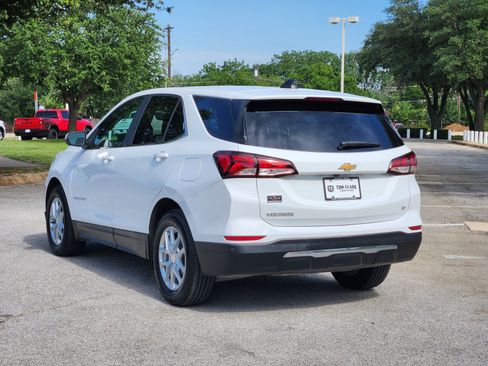 Used 2024 Chevrolet Equinox LT FWD image 4