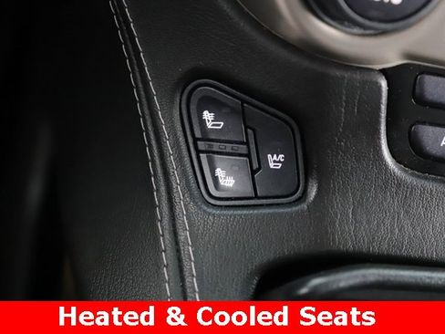 Used 2016 GMC Yukon Denali w/ Open Road Package image 4