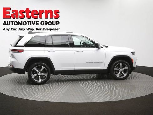 Used 2023 Jeep Grand Cherokee 4WD 4xe image 46