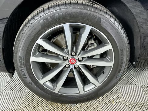 Used 2021 Jaguar F-PACE S AWD/4WD image 32