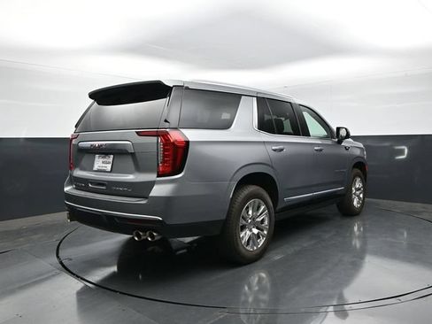 Used 2024 GMC Yukon Denali AWD/4WD image 8
