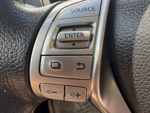 Used 2014 Nissan Altima 2.5 S FWD image 20