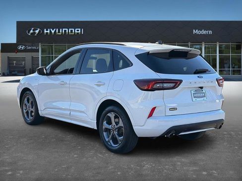 Used 2023 Ford Escape ST-Line image 5