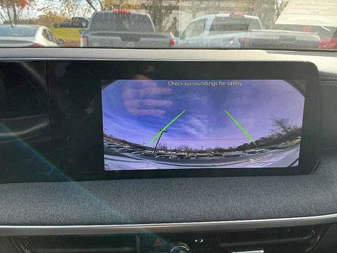 New 2026 Nissan Kicks SV image 17